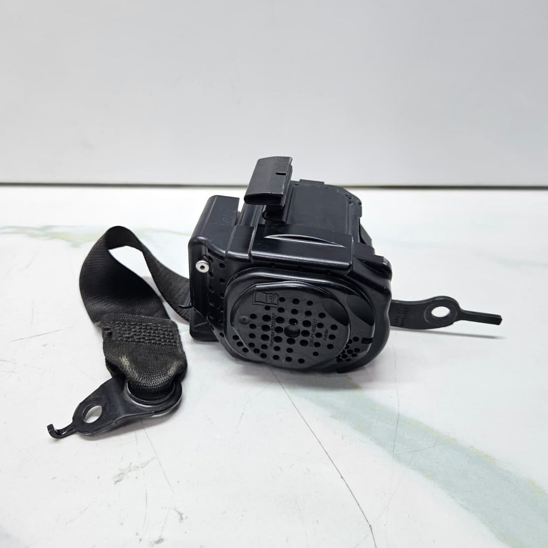 2016 BMW 7-Series G11 G12 740i Rear Seat Belt 7434181