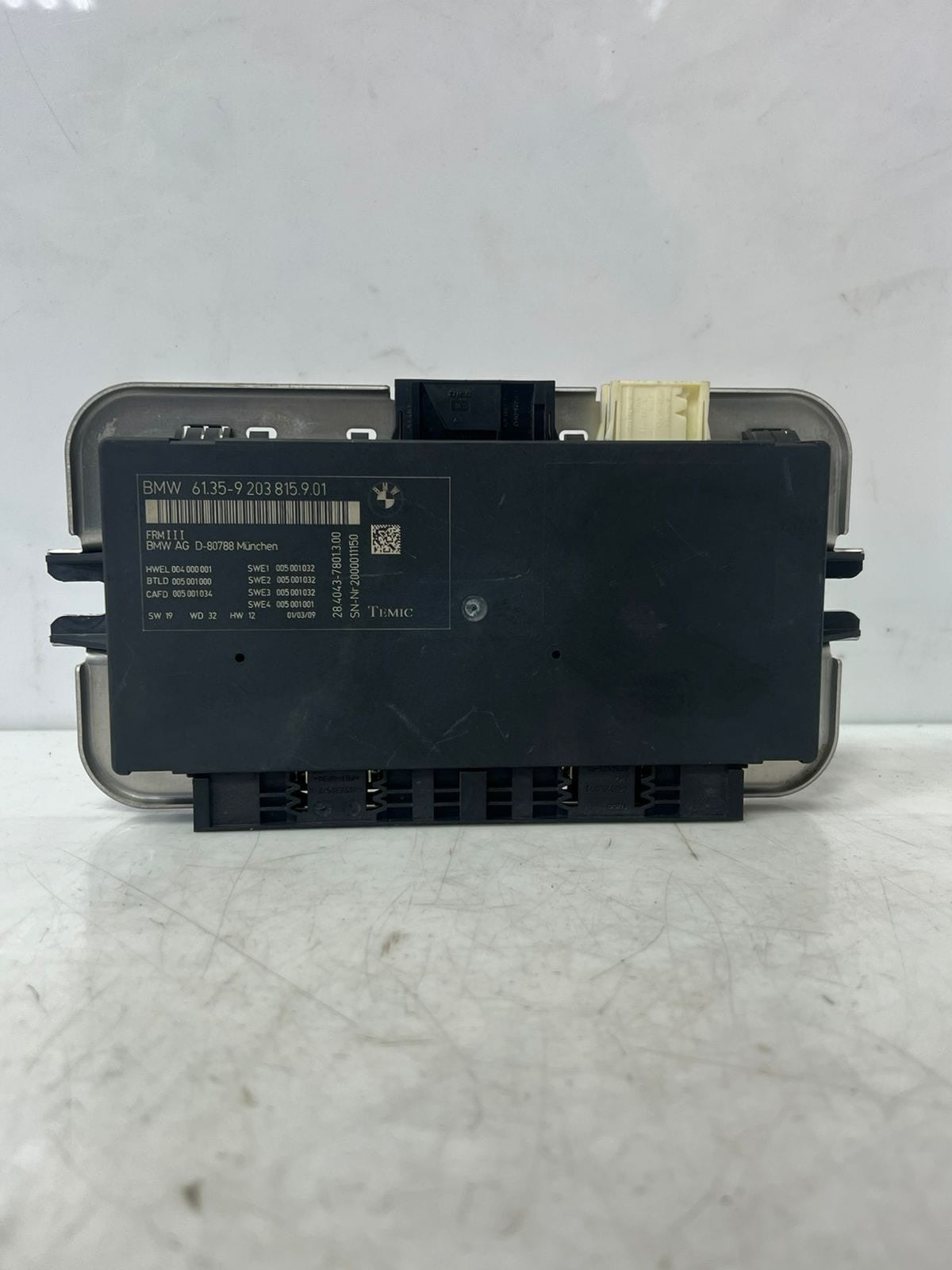 2009-15 BMW F01 F02 F07 740i 750i 550i 650i FRM3 Footwell Module 9203815 OEM