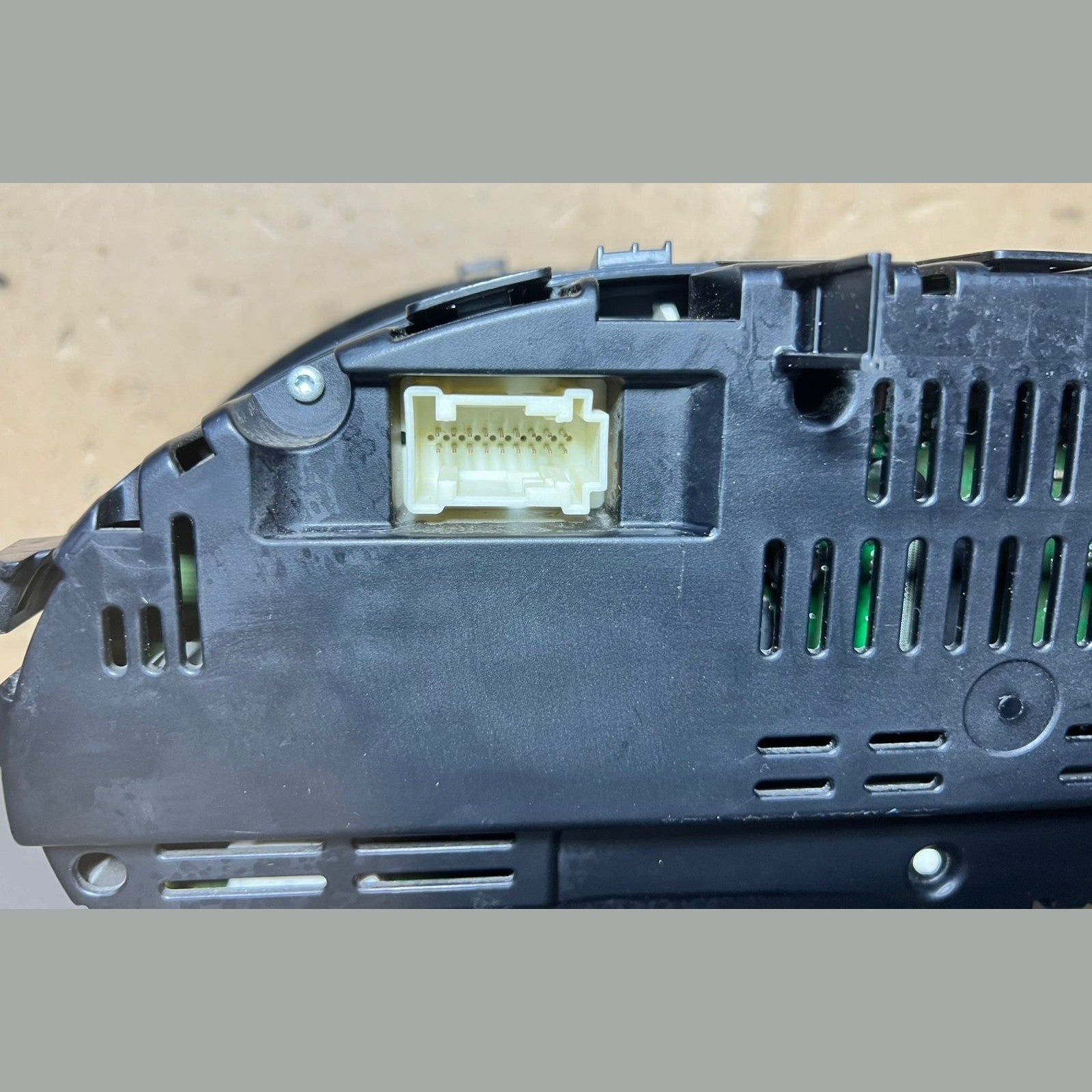12-14 Mercedes-Benz W246 B-Class Instrument Cluster Speedometer A246 9001816 OEM