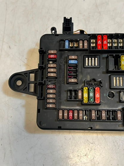 2012-2016 BMW 3 Series F30, F31, F35 328i 2.0 Diesel 135kw Fuse Box 9261110