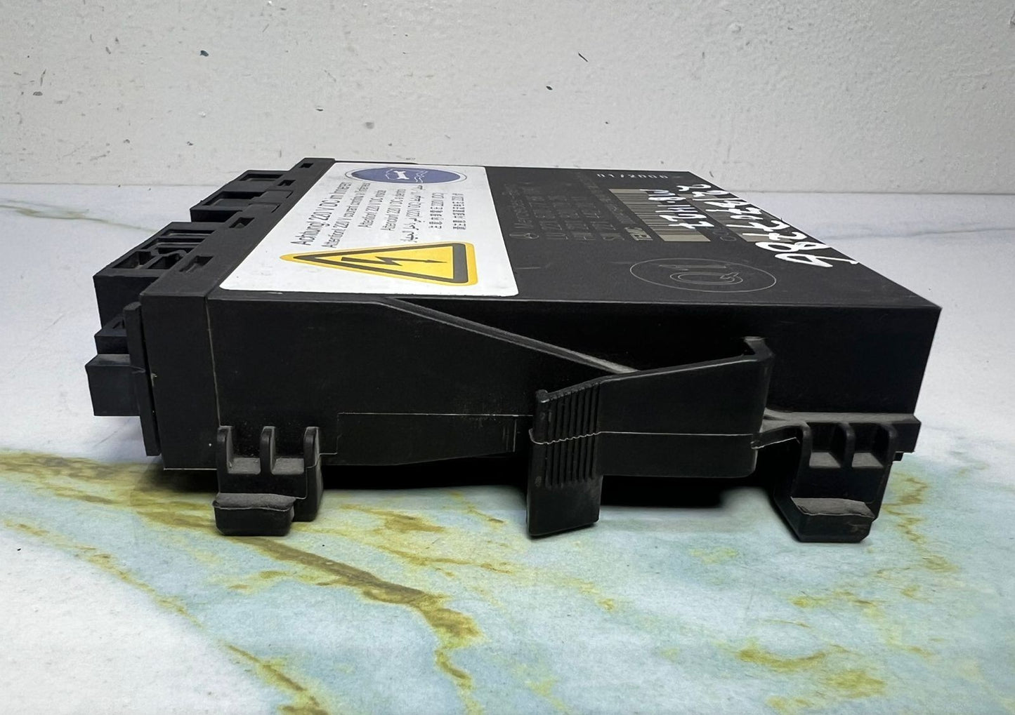 2007-2013 Mercedes-Benz S-Class W221 S550 Seat Control Module A221 8707786 OEM