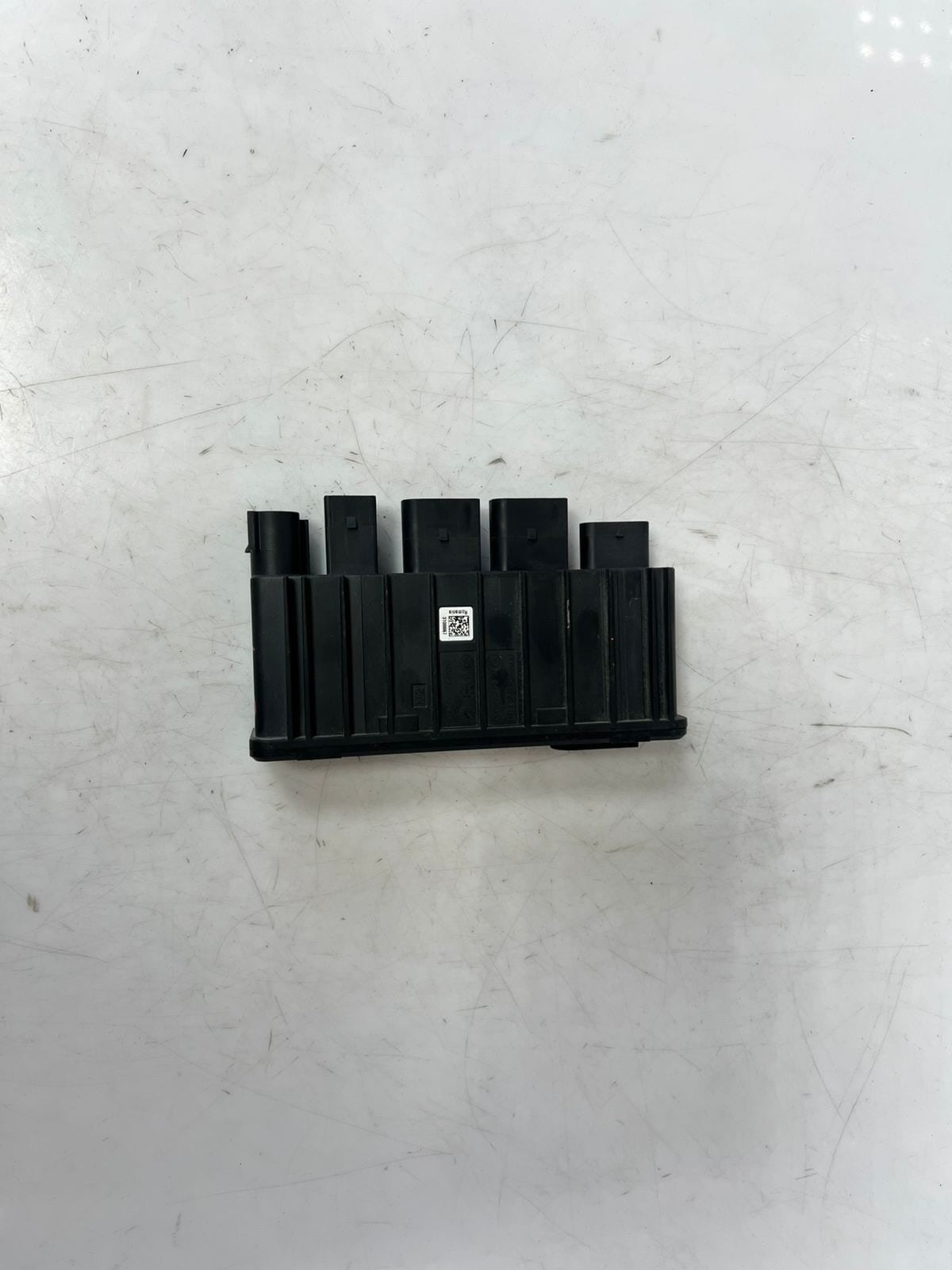 BMW X2 2 Series F39 F46 Power Distribution Unit 8581253 OEM