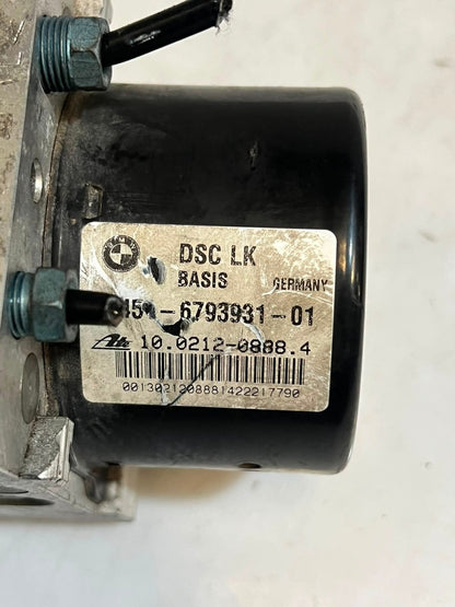 2012-2013 BMW F30 3 Series including 320i 328i Abs Pump Control Module 6793936