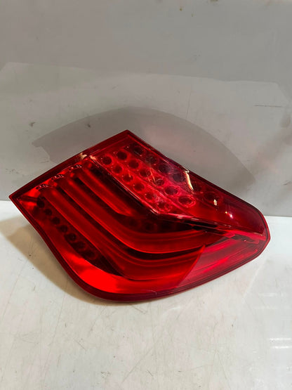 2008-2015 BMW F01 F02 F03 F04 7 Series Right Tail REAR Light 7182198 OEM