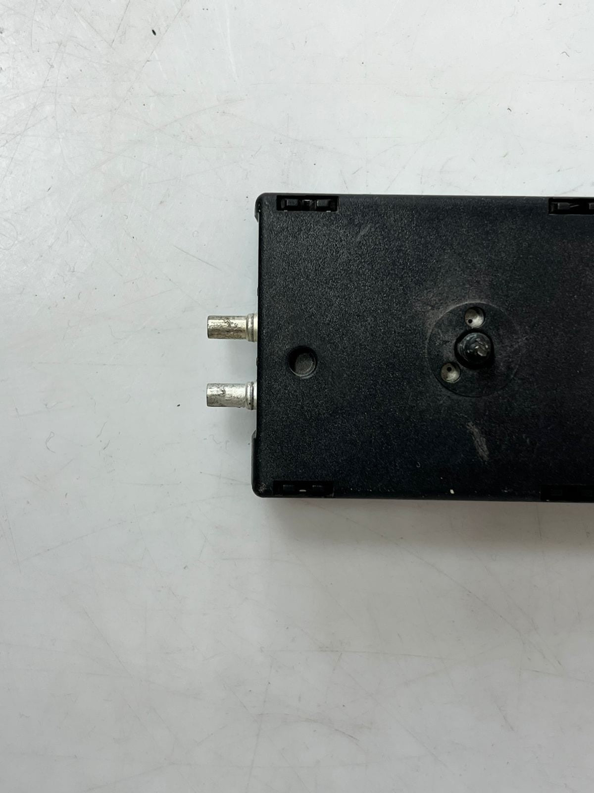 2014-2024 BMW X1 F48 HU73 HT30 HT33 JG73 Antenna Booster / Amplifier 9352601 OEM