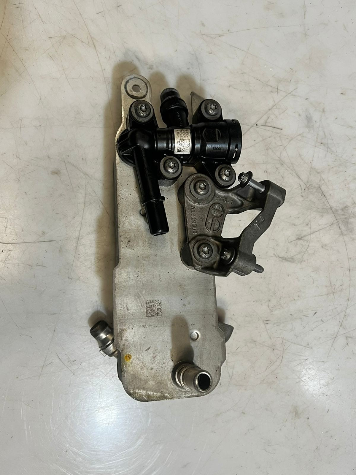 2017-2018 BMW X3 X4 230i 320i 330i 430i F30 F36 Transmission Oil Cooler 8514515