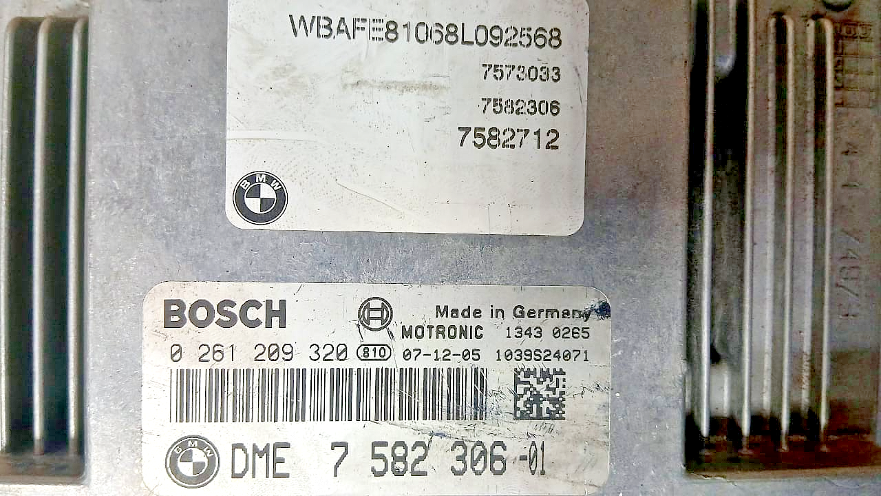 BMW X5 E70 BMW X5 4.8i DME ECU Engine Control Unit OEM 7582306