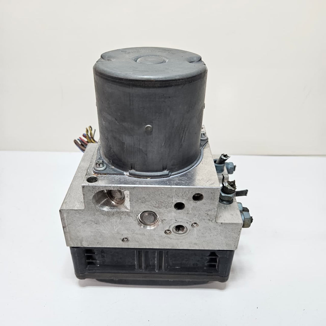 OEM BMW 5 Series E39 F10 F11 ABS Pump 6797040