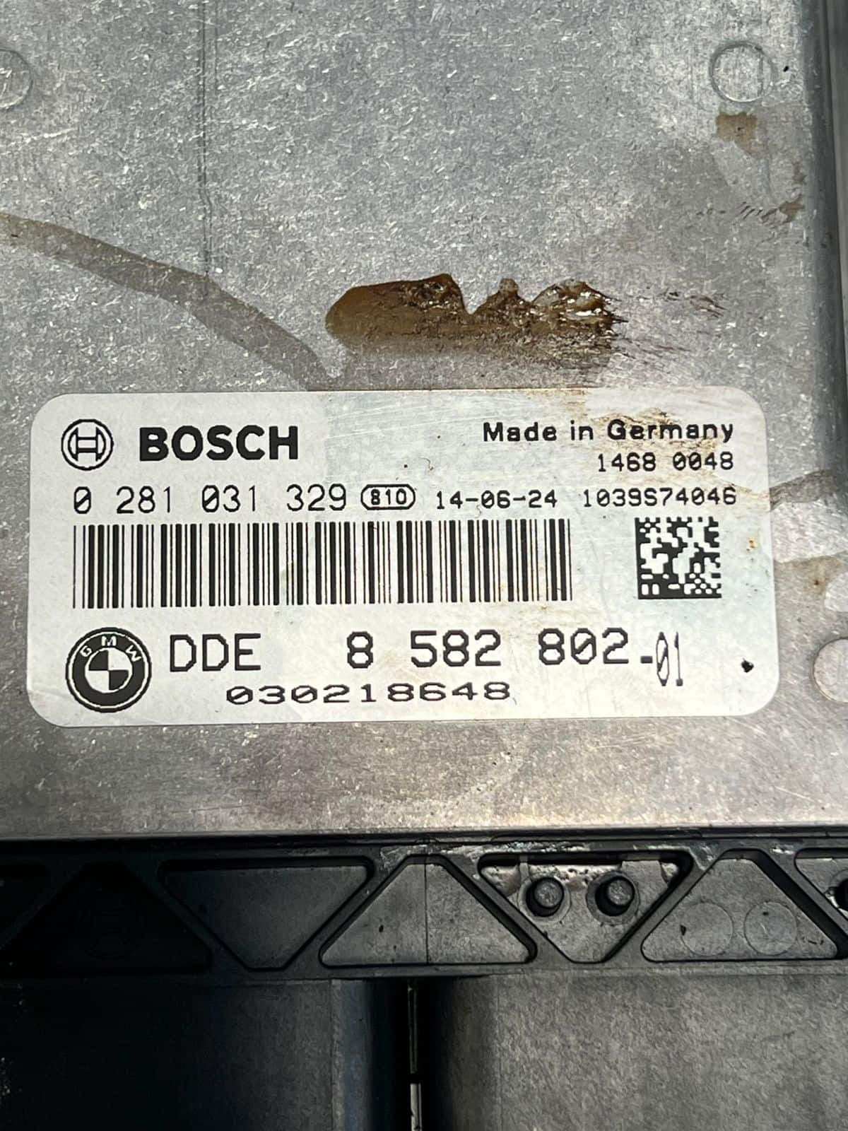 BMW F10 F30 F31 330d 530d Diesel N57N Engine Control Unit ECU DDE 8582802 OEM