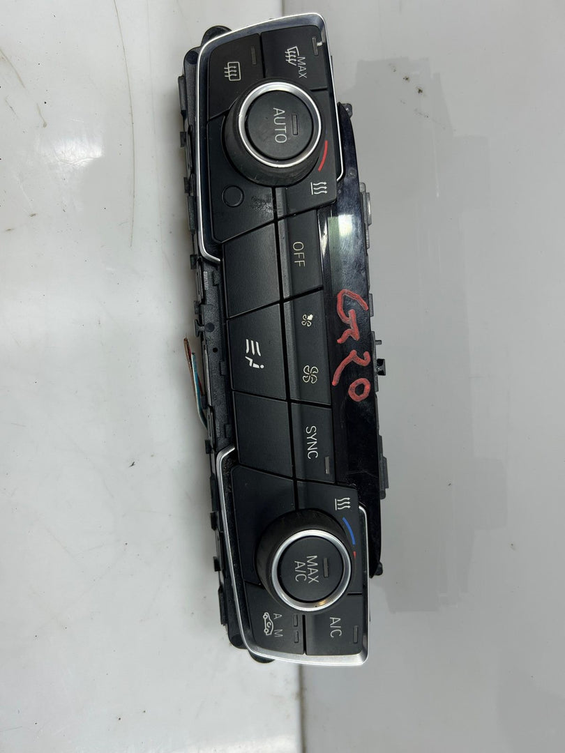 2019-2021 BMW 330i Operating Unit Audio 9371459, 7949454 M340 G20 