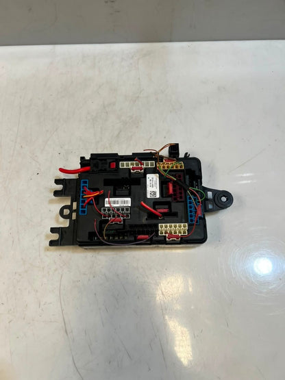 2012-2016 BMW 3 Series F30, F31, F35 328i 2.0 Diesel 135kw Fuse Box 9261110