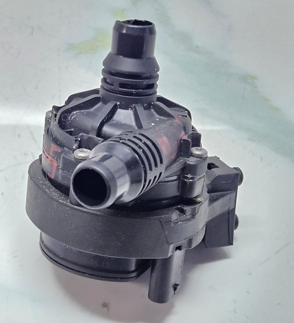 2021-2026 BMW G80 G82 G83 M3 M4 Auxiliary Water Pump 8840614 OEM