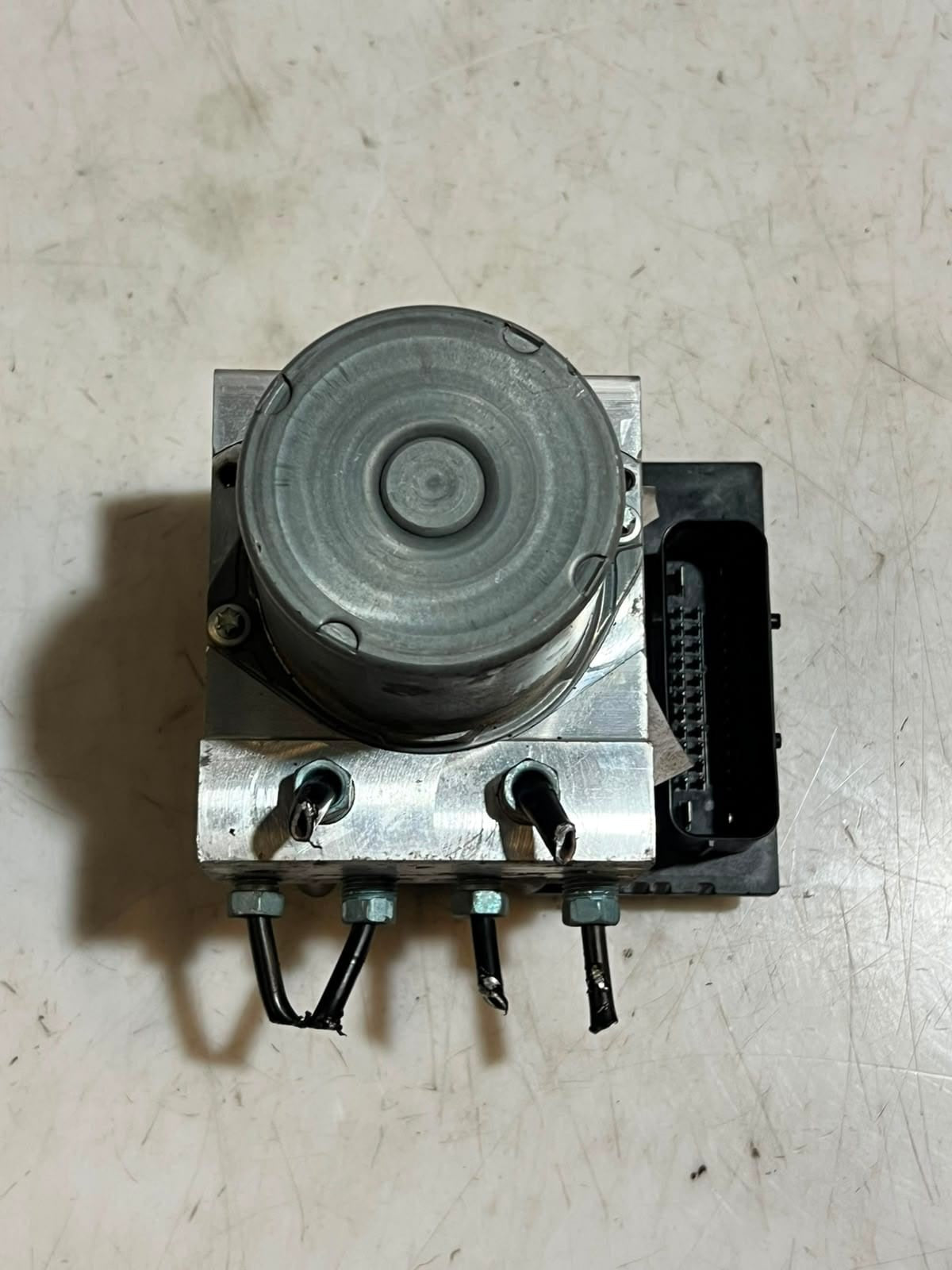 2010-2015 BMW X1 E84 2.0L PRE-LCI ABS Pump Hydraulic Unit 6850230 OEM