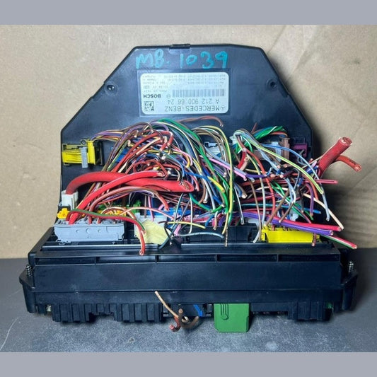 10-16 Mercedes-Benz W212 W204 Front SAM Module Relay Fuse Box A212 9006624 OEM