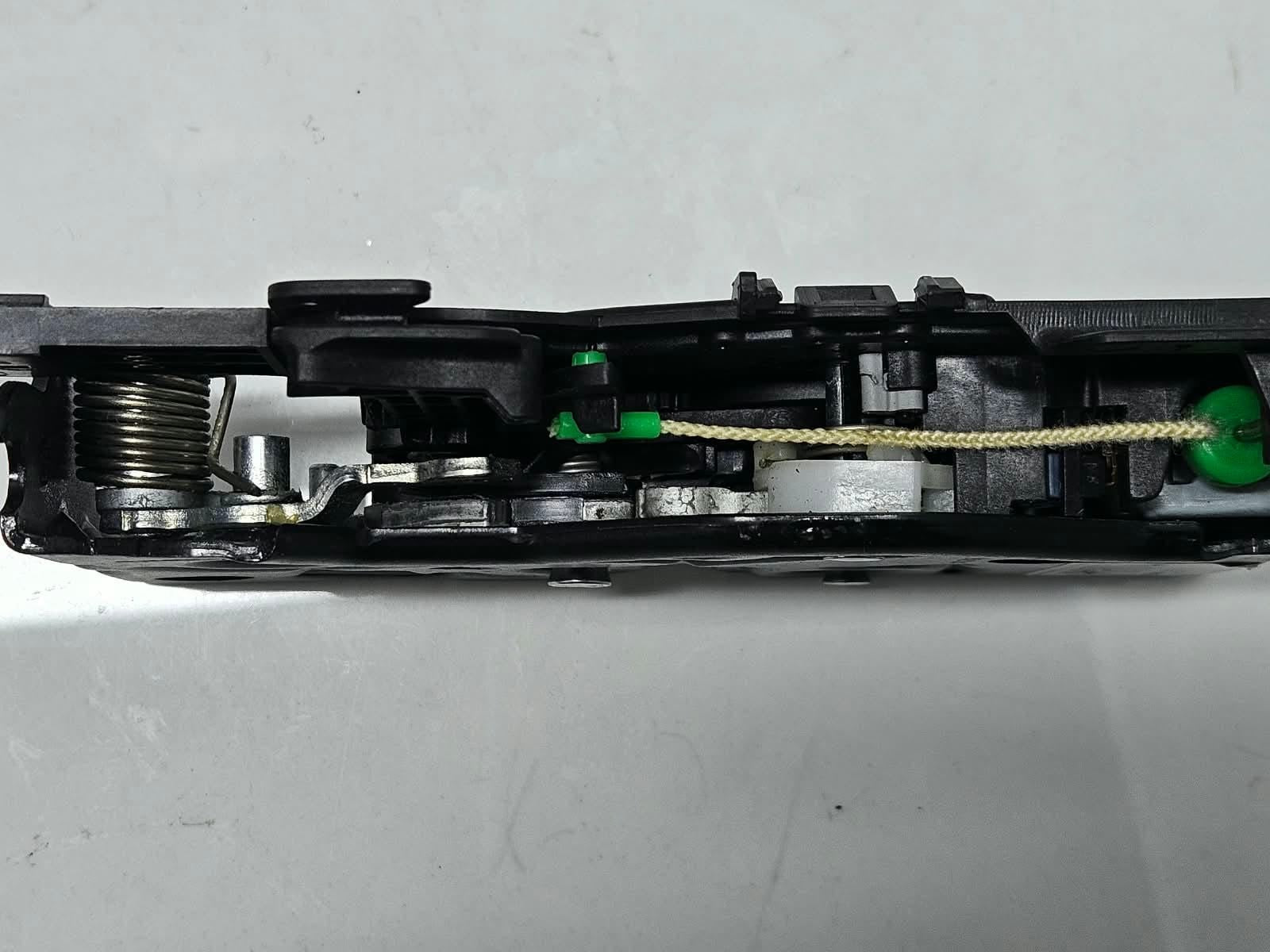 7441014-2017-2020 BMW X5 G05 RHD Tailgate Trunk Lid Lock Actuator OEM