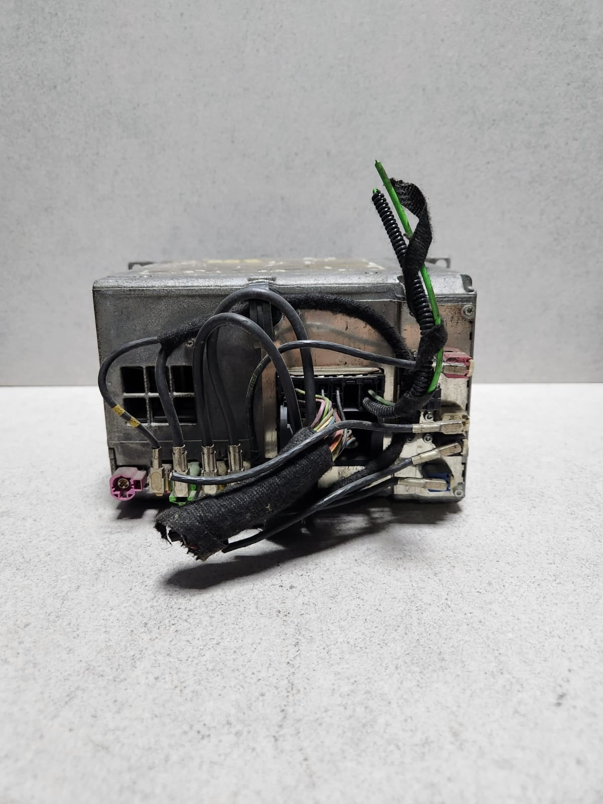 2014-2020 BMW i8 Radio Navigation Head Unit 9389858  I3 and I8 models