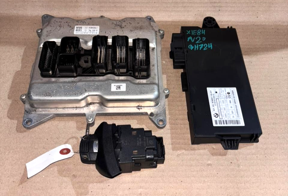 BMW E89 Z4 PETROL N20 ENGINE CONTROL ECU DME MODULE SET 8643741