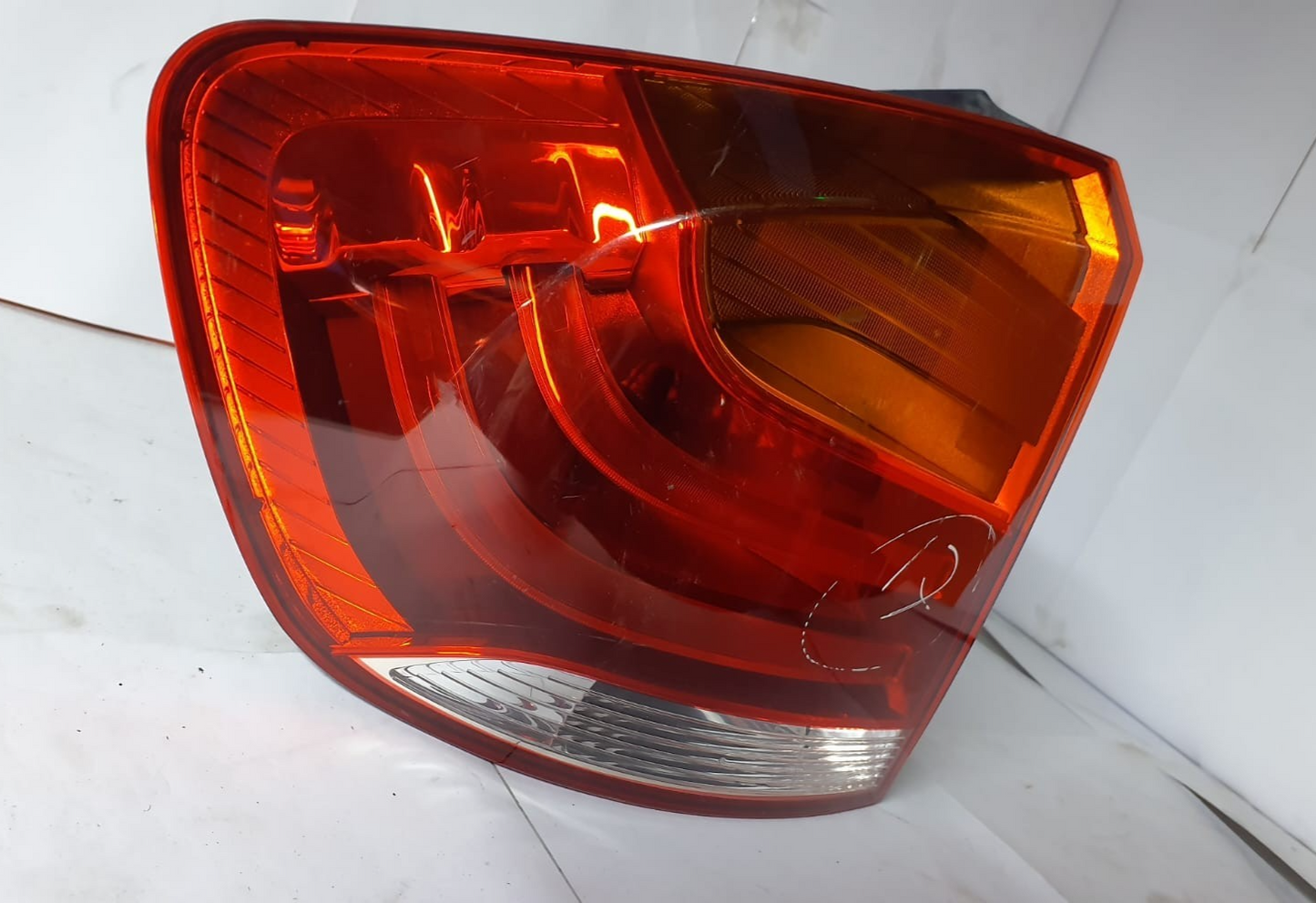 BMW X1 E84 LCI REAR OUTER LIGHT DRIVER Left OEM 2990109