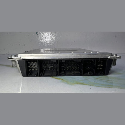 2003-2005 Mercedes-Benz CLK320 Engine Control Unit A1121536679 CLK320 and E320