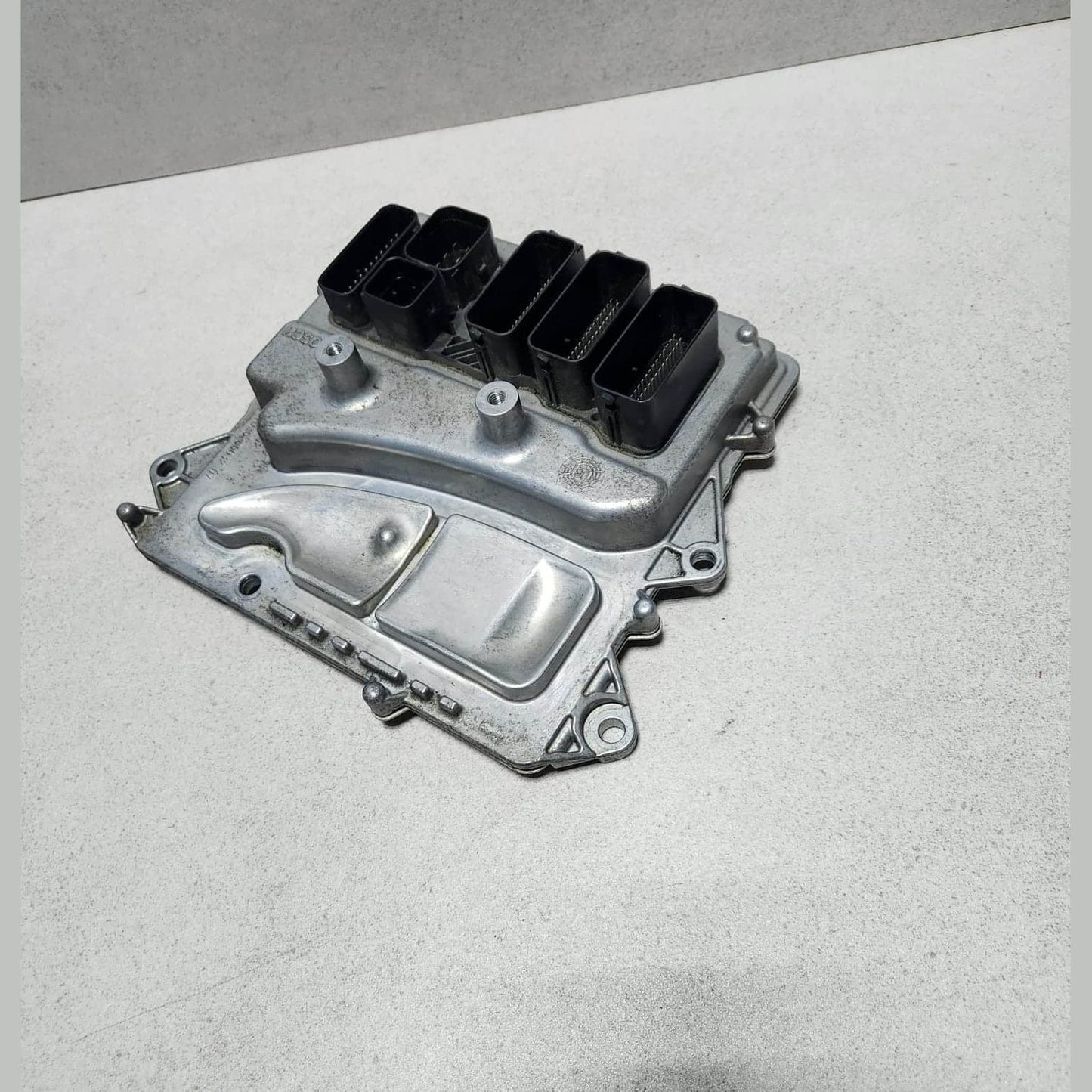 2009-2016 BMW 535i Engine Control Unit DME 7604402 5 Series F11 535i ECU