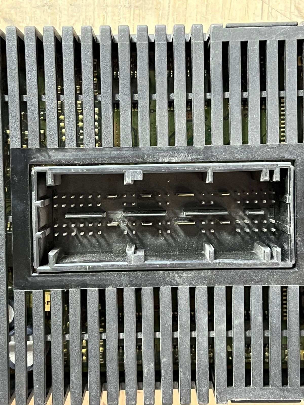2002-2005 BMW 7 Series E65 E66 745i 760i Light Control Module 6922663