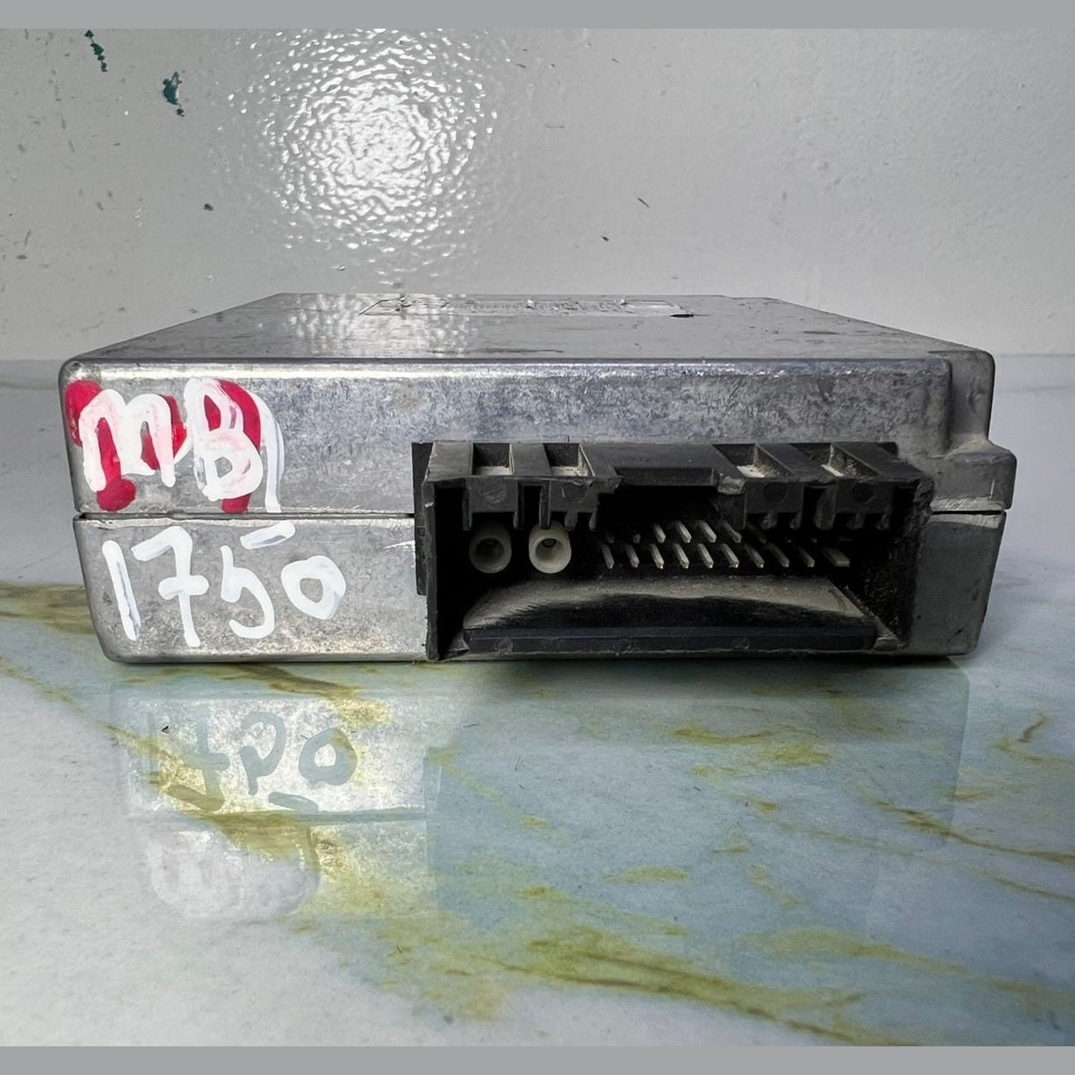 Mercedes Telephone Control Unit A2098205326 CLS W219 and ML W164