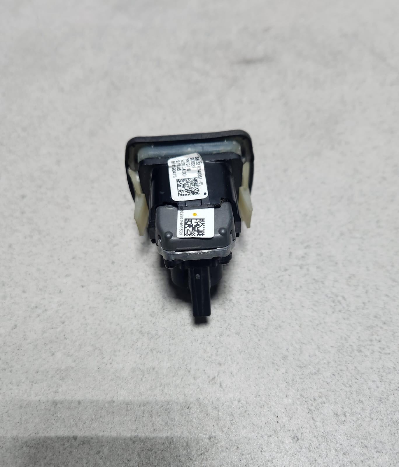 BMW Rear View Camera 9240351 F10 F11 F20 F21 F22 F23 F30 F31 F32 F34 F36 F82 M4 