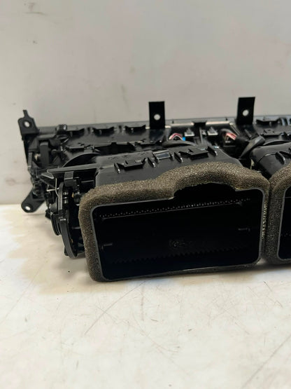 BMW 7 Series F01 F02 F03 F04 Dashboard Center Air Vent Grille Center 9115860