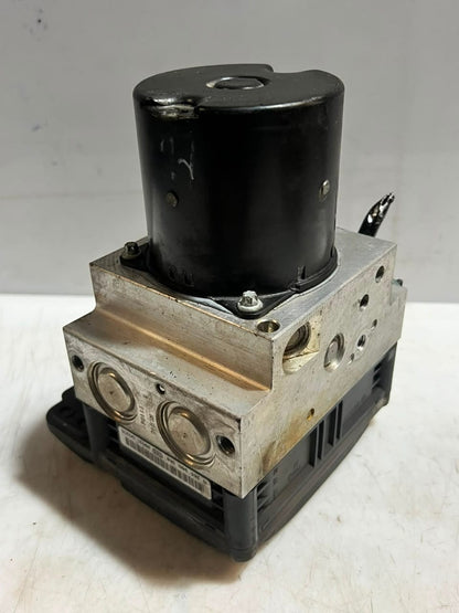 2010-2015 BMW 5 7 Series F01 F02 F07 Gran Turismo 740i ABS Pump 6795069 OEM