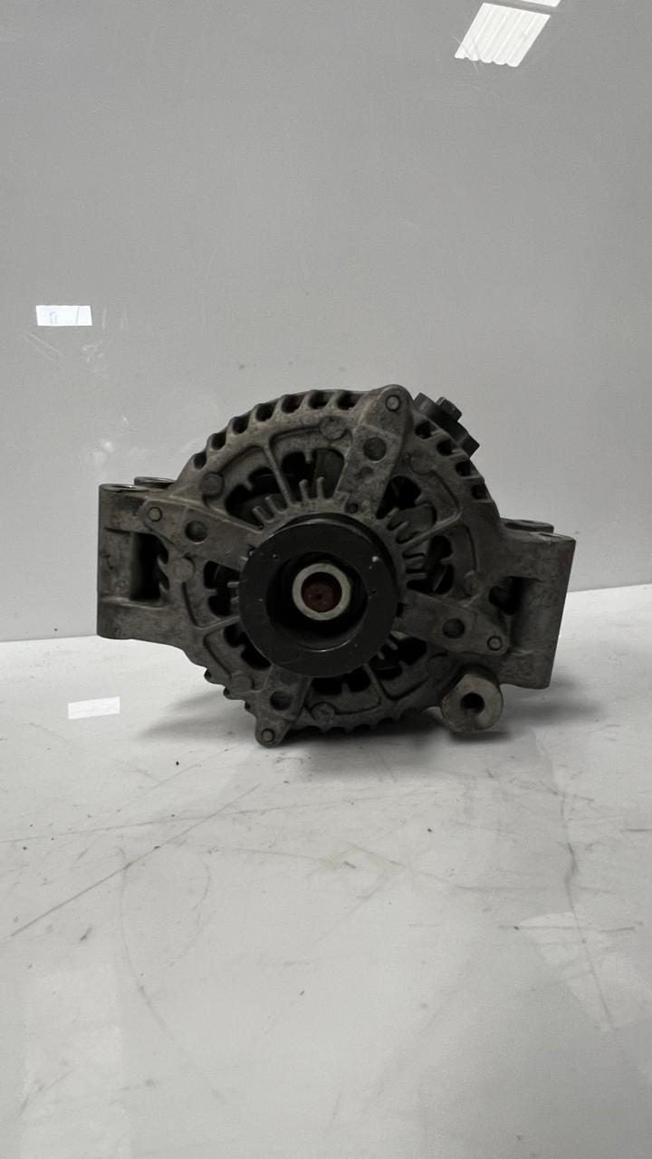 2010-2016 BMW M5 Alternator 7606628 M5 M6 F10 F06 and X6M F86 4.4 TWIN TURBO