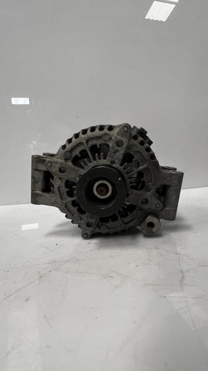 2010-2016 BMW M5 Alternator 7606628 M5 M6 F10 F06 and X6M F86 4.4 TWIN TURBO