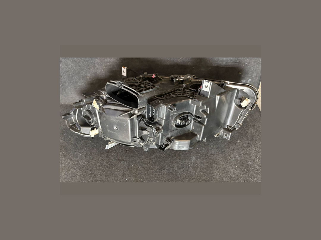 BMW 5 SERIES F10 F11 RIGHT SIDE HEADLIGHT adaptive xenon facelift 2013 7317134