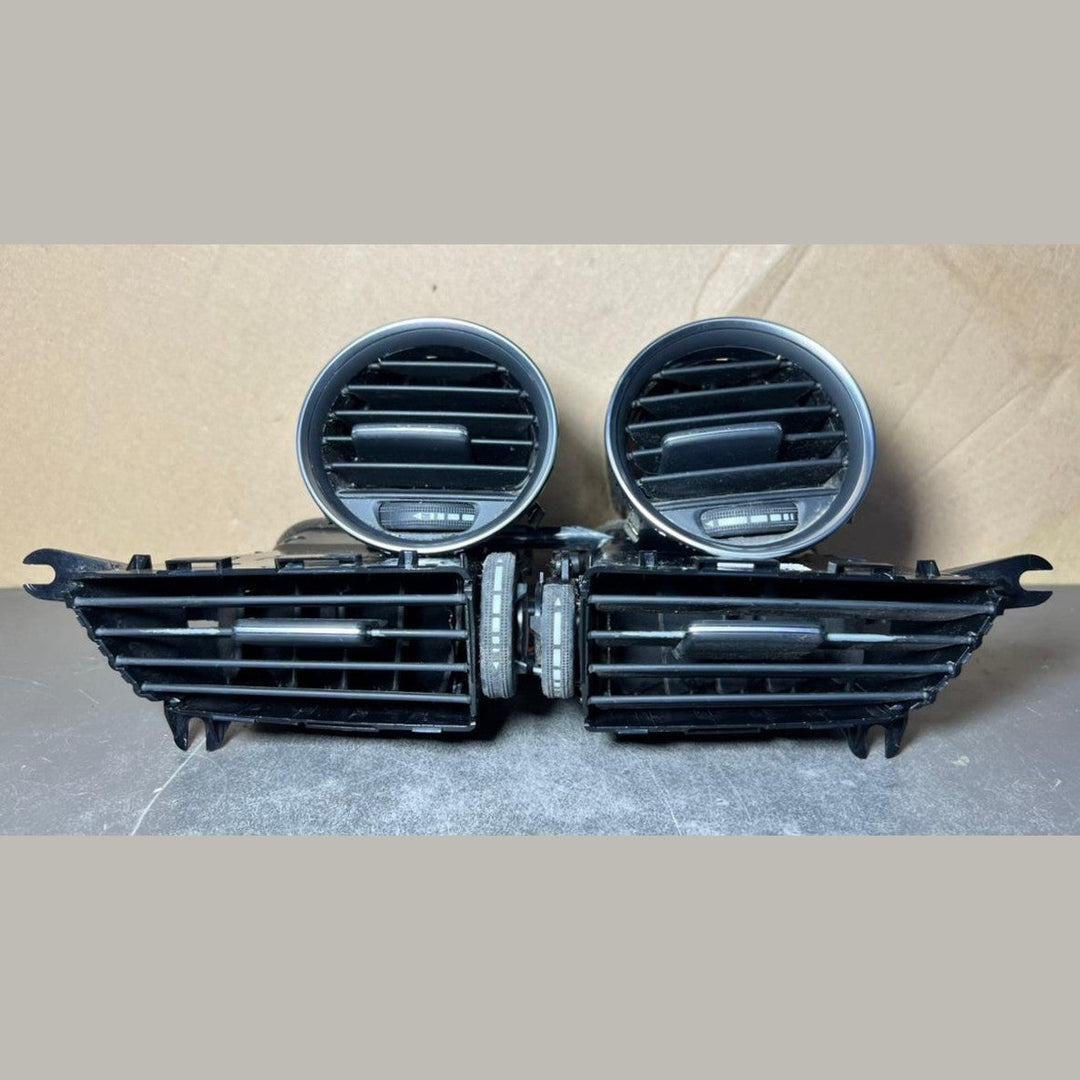 12-14 Mercedes W204 C300 C250 Front Center Dashboard  Heater A/C Air Vent Set