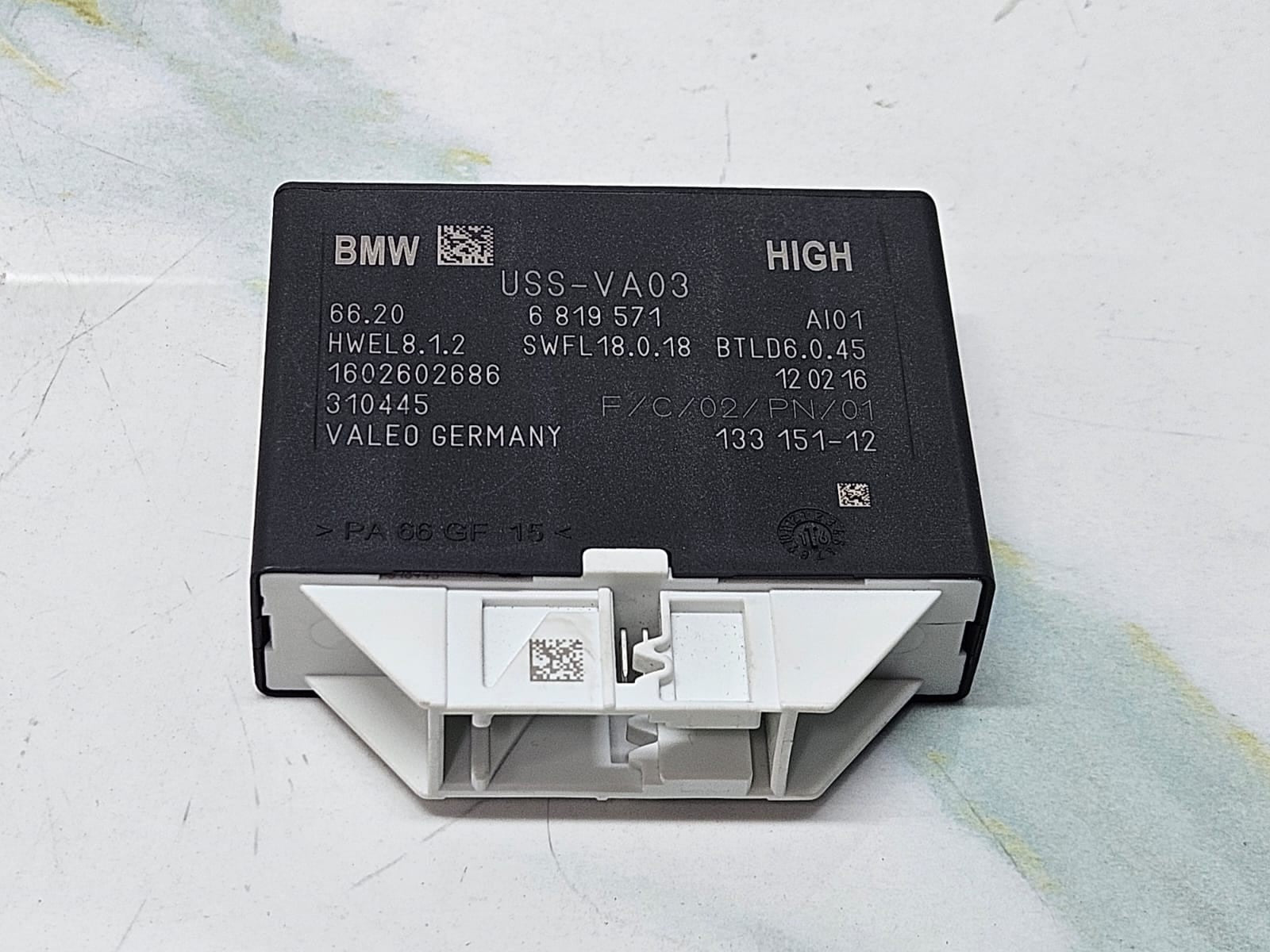BMW 7 Series G11 and G12 Parking Assistant Control Unit 6819571 OEM