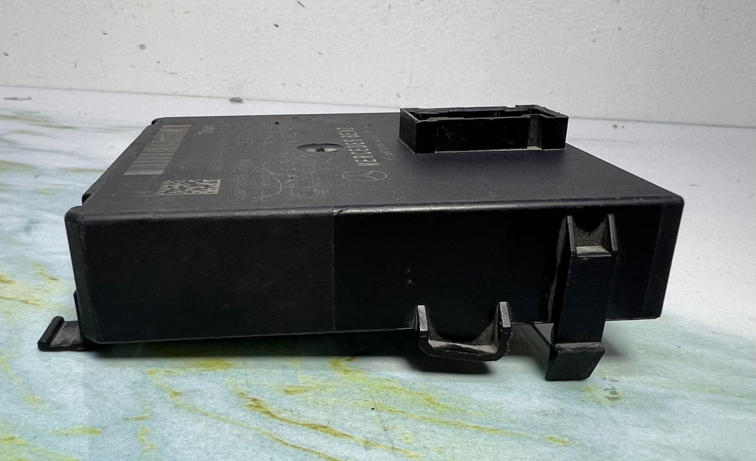 2007-2013 Mercedes-Benz W221 S-Class Gateway Control Module A221 5406462 OEM