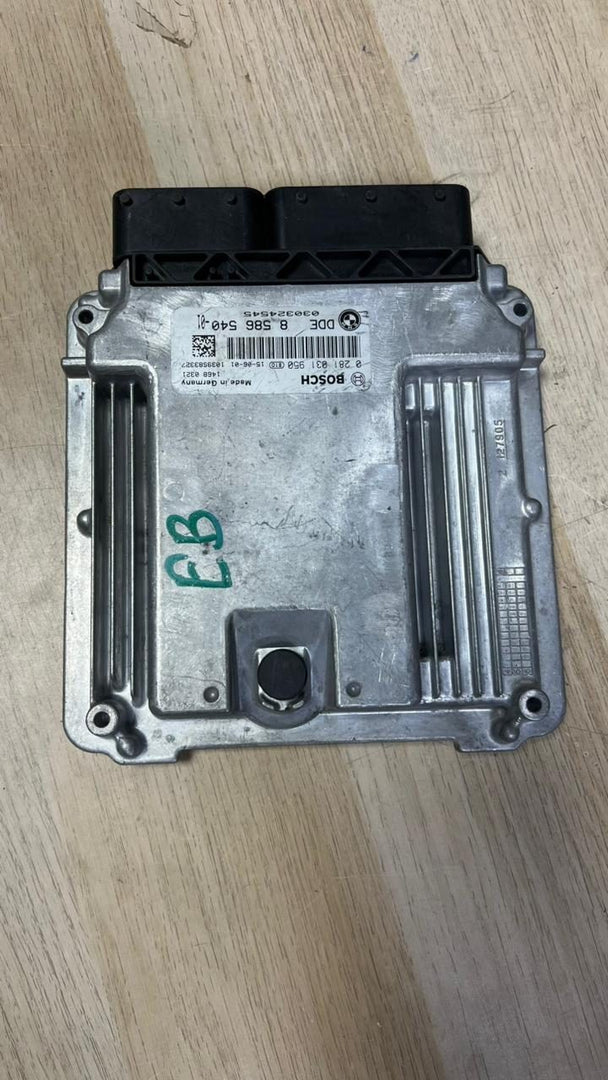 2014-2018 BMW X5 Engine Control Unit 8586540 F30 F32 330d 430d N57N diesel ECU