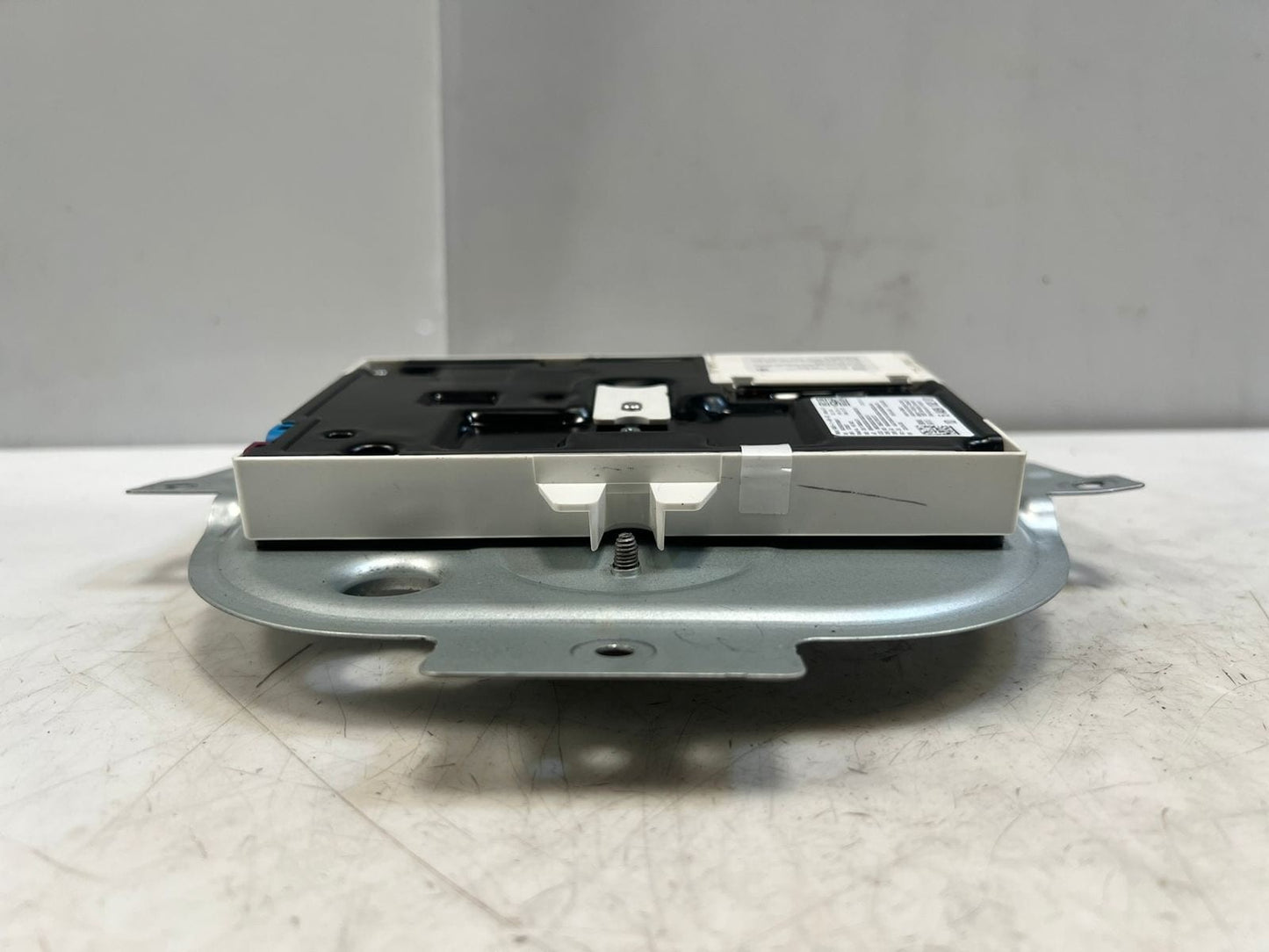 2023-2025 BMW iX, X5, X6, X7 XM Shark Fin Roof Antenna HAF ROW 8705913 OEM