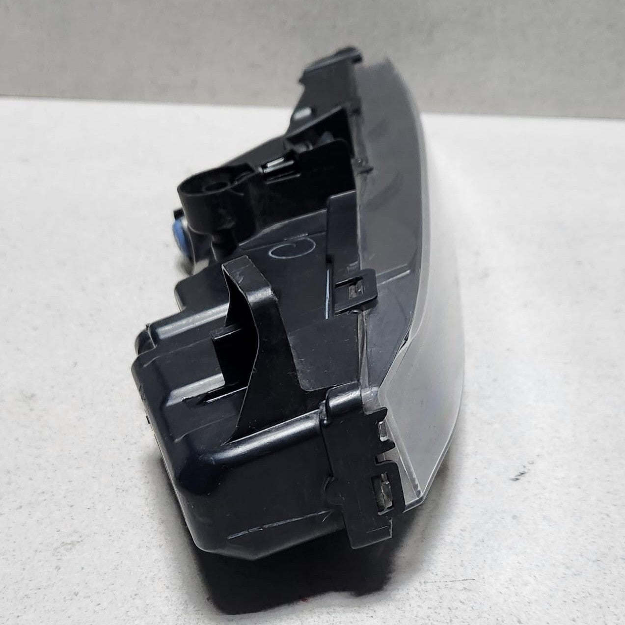 2016-2019 BMW 740i Front Left Led Fog Lamp 7342953 7 Series G11 G12