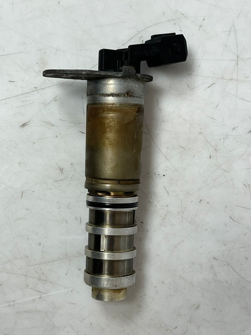 BMW F30 F32 F33 F20 F21 F10 F06 G12 F25 Magnetventil für variable Ventilsteuerung 8605123