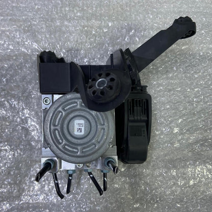 OEM BMW i3 0.6 Hybrid 125Kw ABS Pump Assembley 6883348 6883347