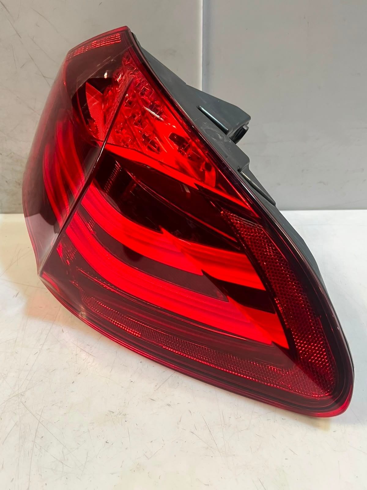 2014 BMW 5 Gran Turismo 507 LCI Rear Right Tail Light BACK LIGHT 7306166 OEM