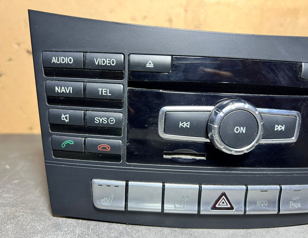 2012–2014 Mercedes-Benz W212 E-Class Head Unit CD Player A212 9005725 OEM