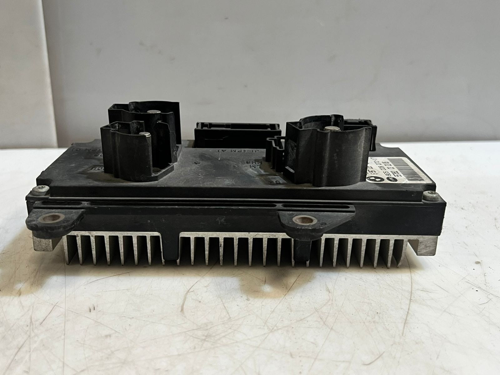 2006-2008 BMW 750i 7-Series E65 E66 Power Control Module UNIT 6957026 OEM
