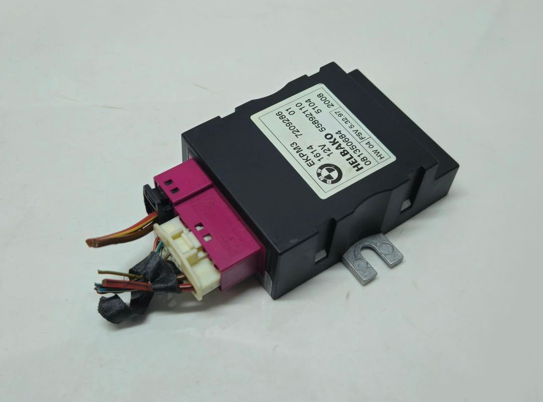 7209286-2003-08 BMW E60 E61 E90 E91 Fuel Pump Control Unit Module OEM