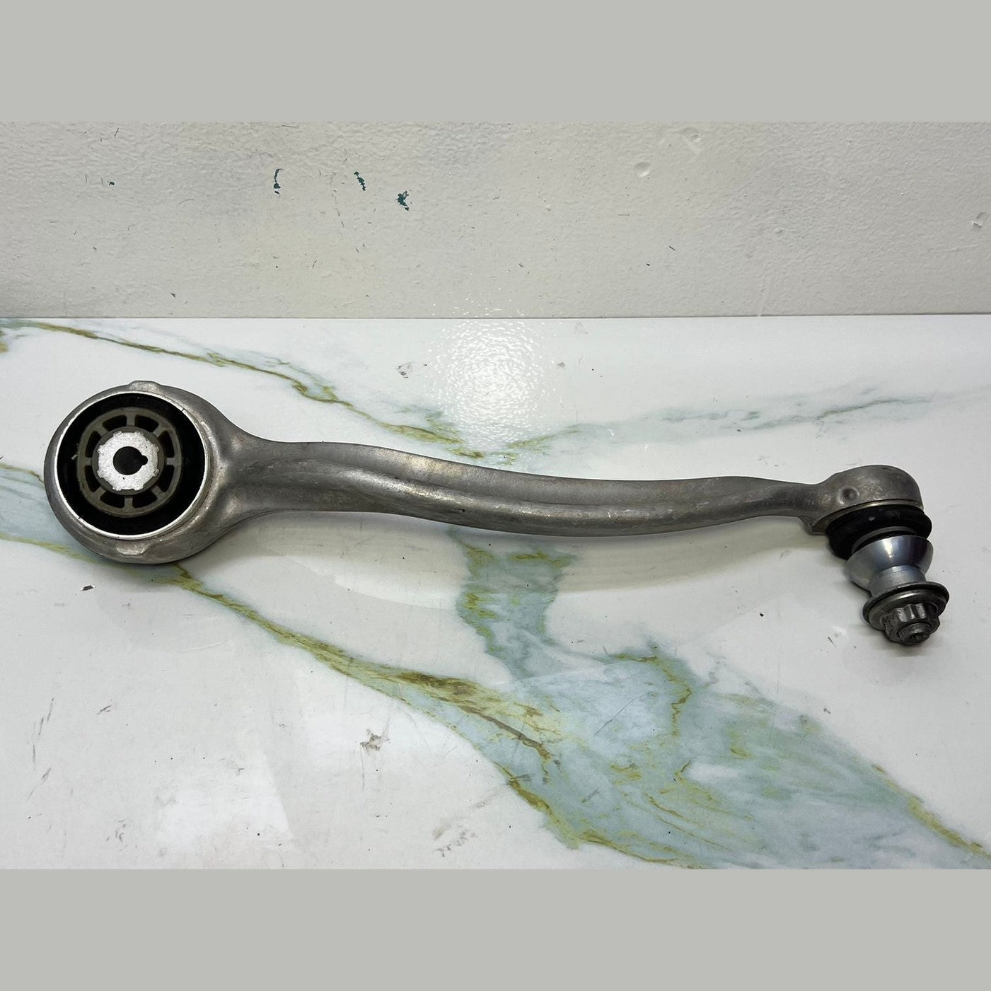 14-18 Mercedes W205 C-Class C300 C350 Front Left Side Suspension Control Arm