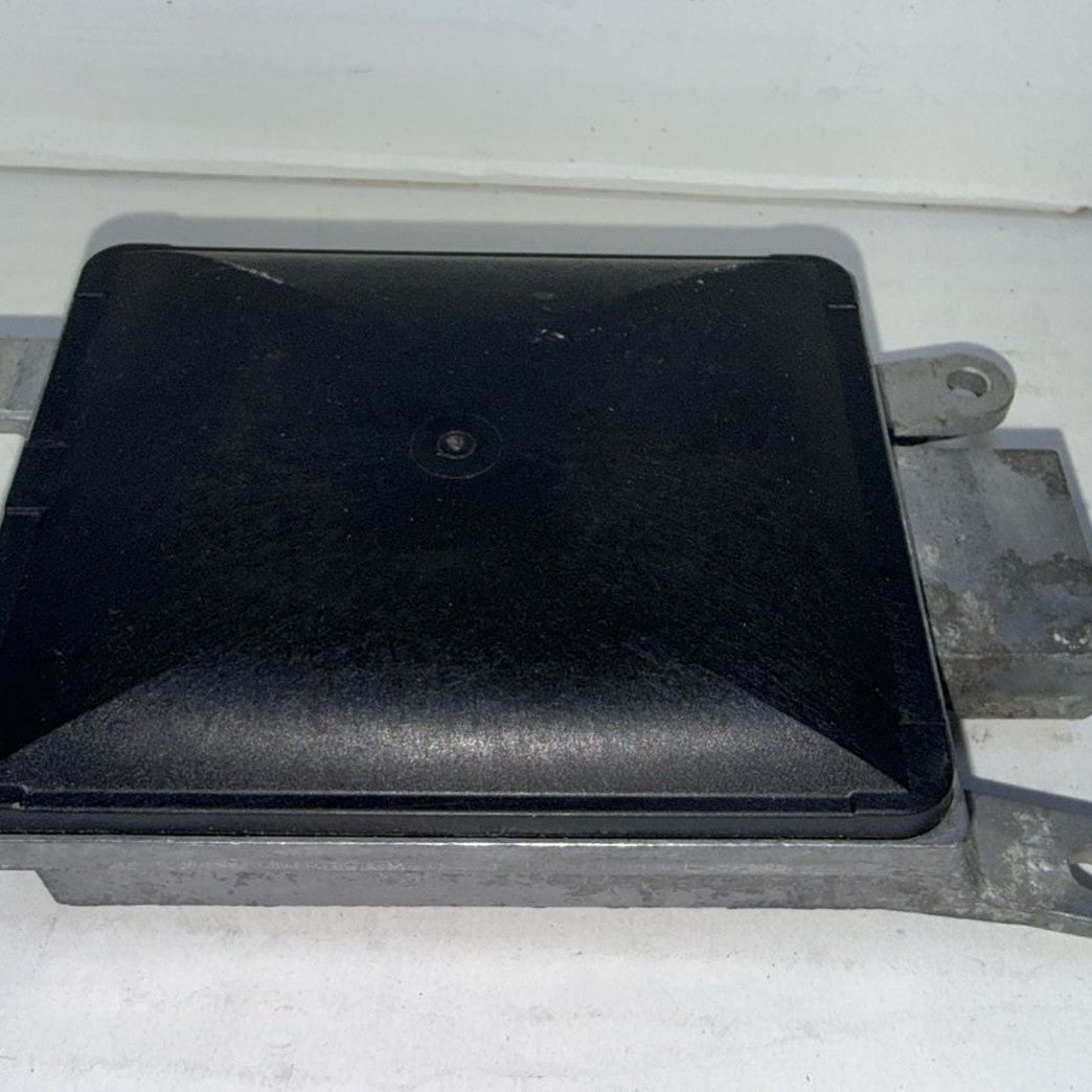 HC-2 BLIND SPOT LANE CONTROL MODULE 6795773 BMW F10 F06 650I 535I 528I