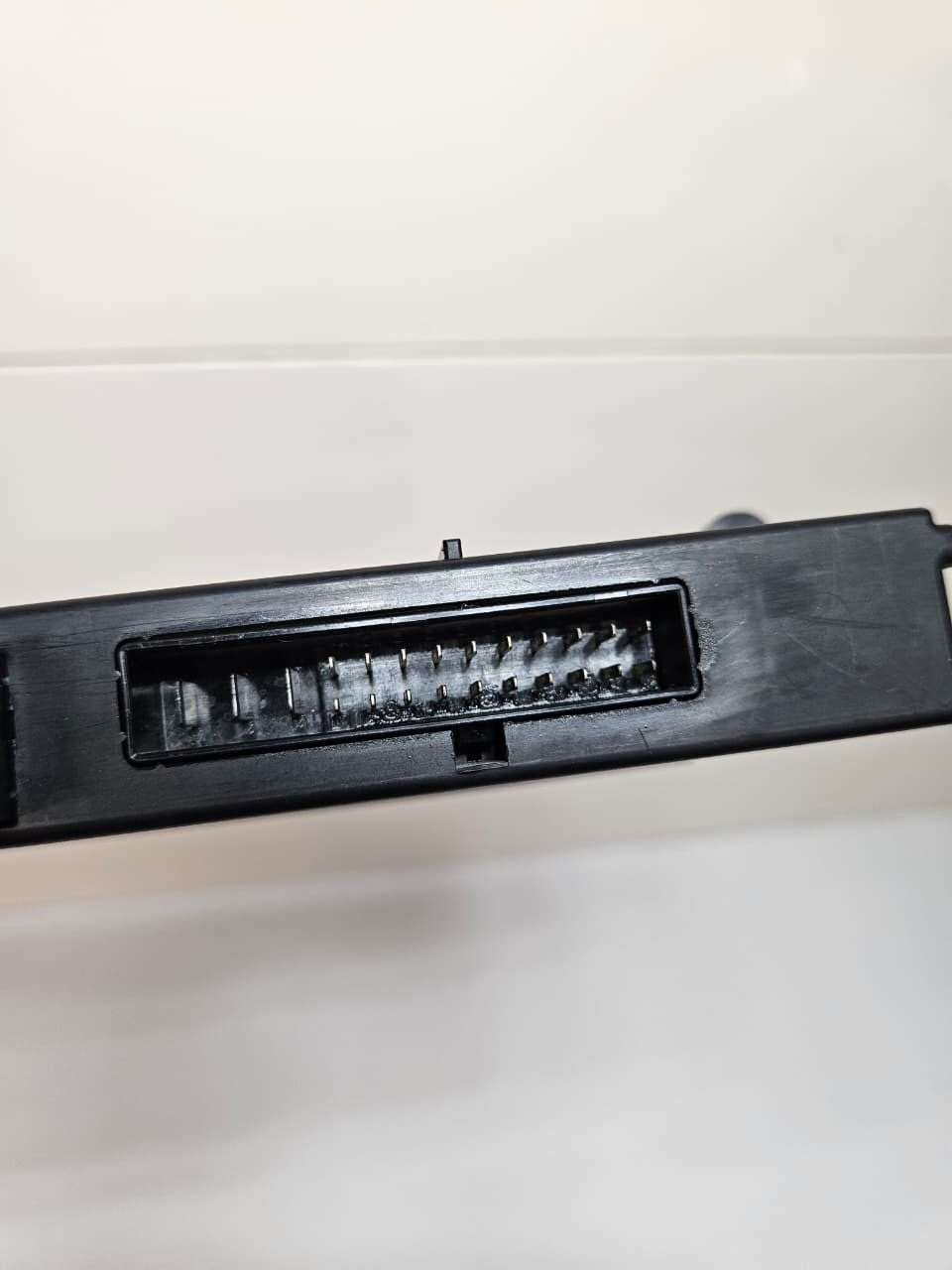 2013-2015 BMW E84 X1 Body Control Module 9298945 OEM