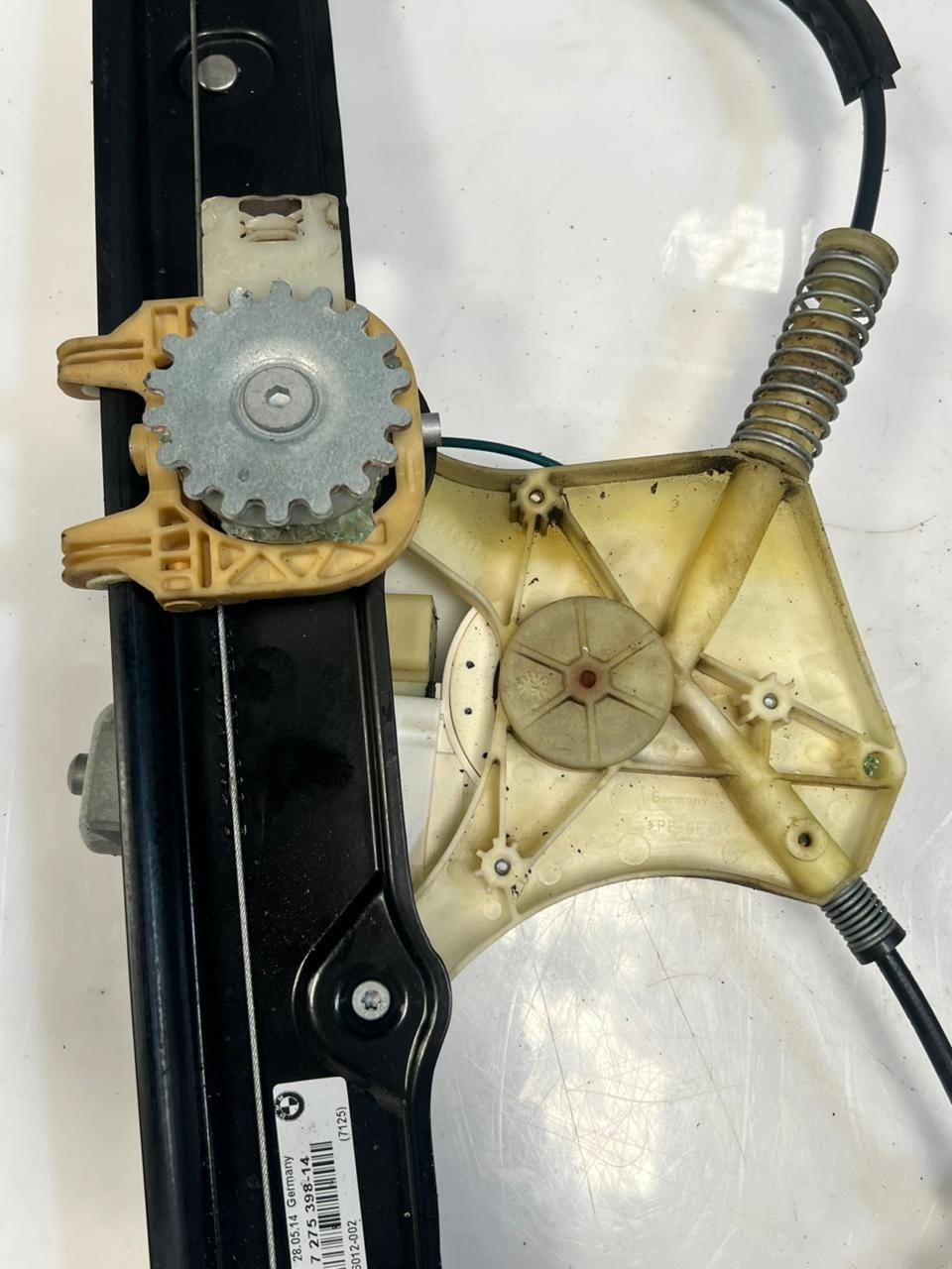 BMW 6' F07 GT F06 Window Regulator With Motor Front Right 7275398 OEM