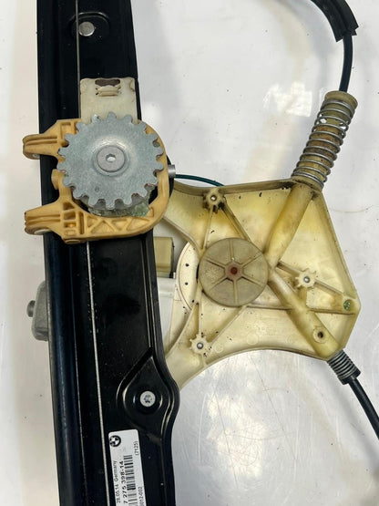 BMW 6' F07 GT F06 Window Regulator With Motor Front Right 7275398 OEM