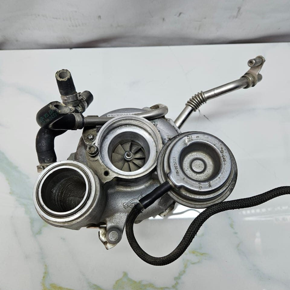 2013-2019 BMW F01-F04 650i Gran Coupe Turbocharger 7605794 OEM